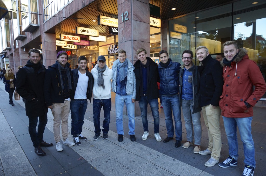 well and finally we even met our national team players zlatko junuzovic, christoph leitgeb, florian klein and markus suttner who were also enjoying a day off in stockholm