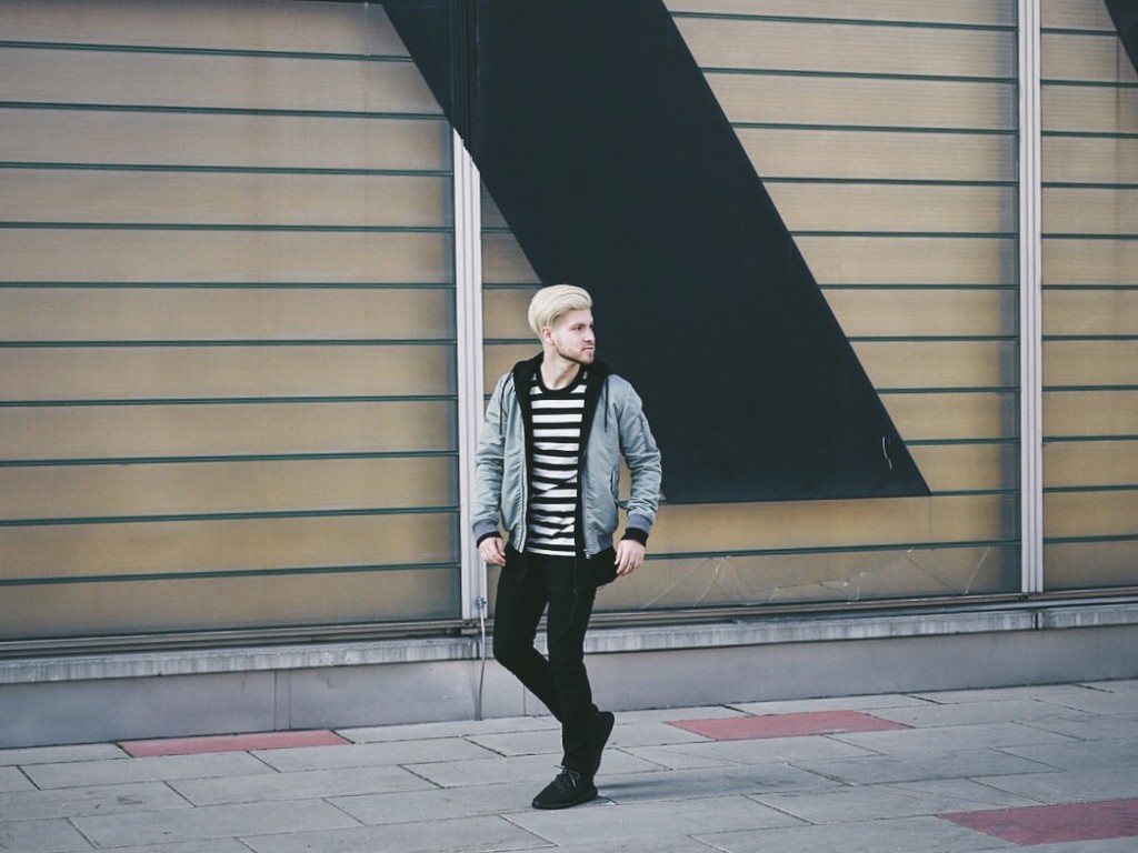 Meanwhile in Awesometown and New Kiss on the Blog | Men's Fashion and Styleblogger | Outfit Spring Bomber Jacket Striped Tee Yeezy Boost 350 Pirate Black | Tiger of Sweden BLK DNM Adidas Originals Scotch & Soda
