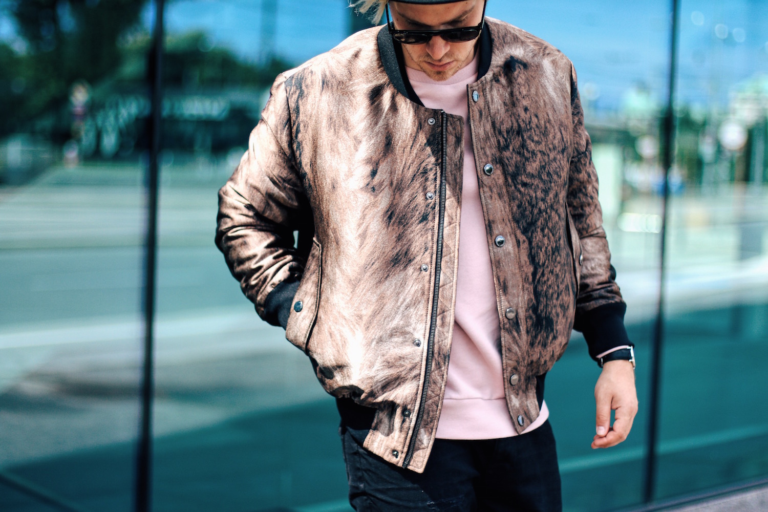 Outfit Tiger of Sweden Autumn Winter Collection Illuster Bomber Jacket Meanwhile in Awesometown Austrian Mens Fashion and Lifestyle Blogger