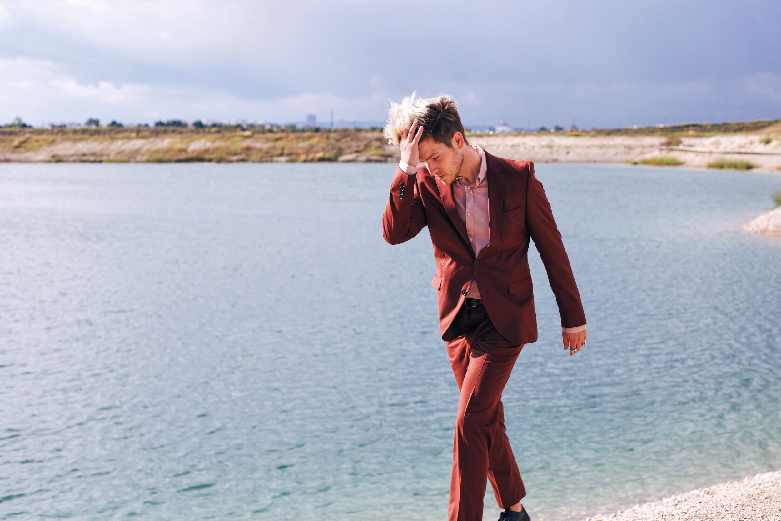 Wine Red Suit by Selected Homme with Zalando_Meanwhile in Awesometown_Austrian Mens Fashion and Style Blogger
