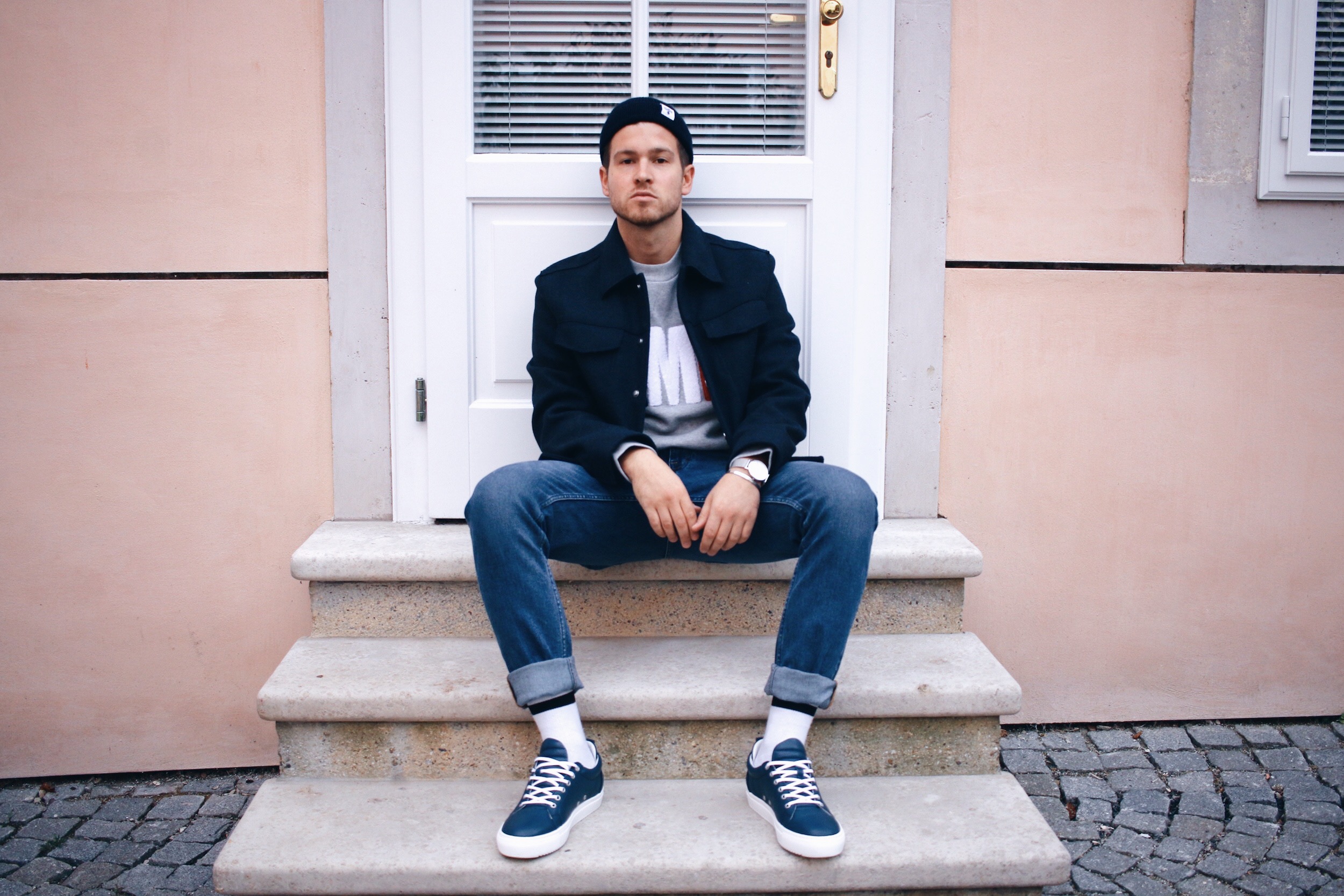 Ami Paris Sweater_Tiger of Sweden Jeans_Presidentials Amsterdam Sneakers_Outfit by Meanwhile in Awesometown_Austrian Mens Fashion and Lifestyle Blogger 5